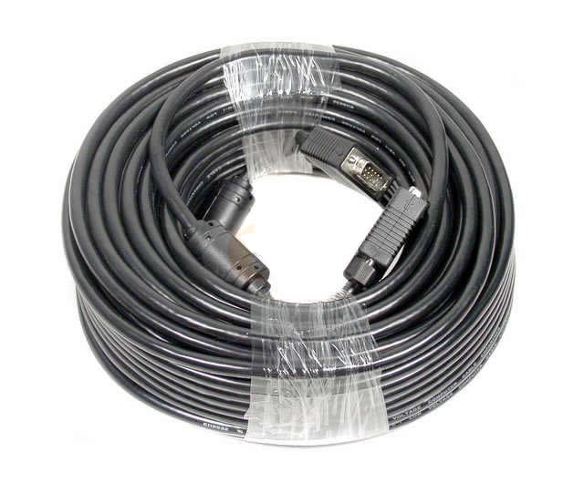 100 FT Black VGA Male to Female 
Monitor Extension Cable with Dual 
Ferrites